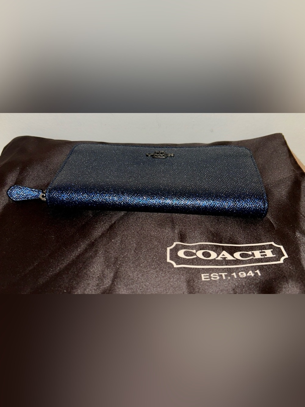 Coach Star Wars x Accordion Zip Wallet Cadet Navy with Glitter. Collector Piece - Picture 6 of 11